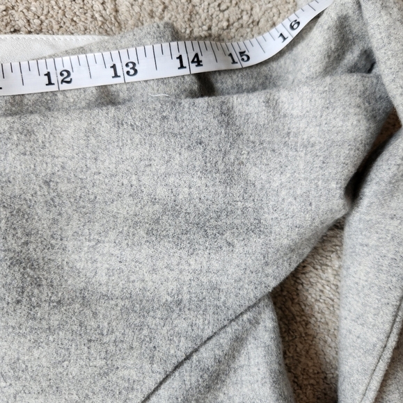 Aritzia Wilfred Wool Cashmere Grey Skirt Old Money Academia Prep Preppy Size 10 - Picture 9 of 13